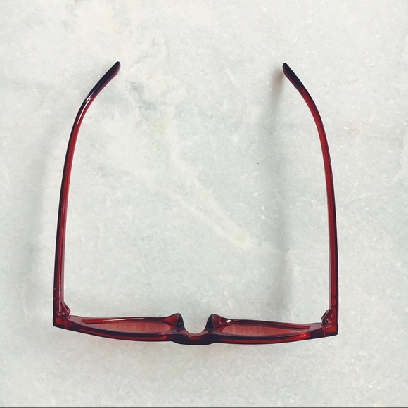 Last 1✨🆕June Red Cat Eye Tiny Sunnies Sunglasses - Picture 6 of 8